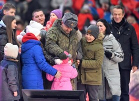 Spectacol de prost gust la Moscova. Copii răpiți din Ucraina, aduși pe scena lui Putin
